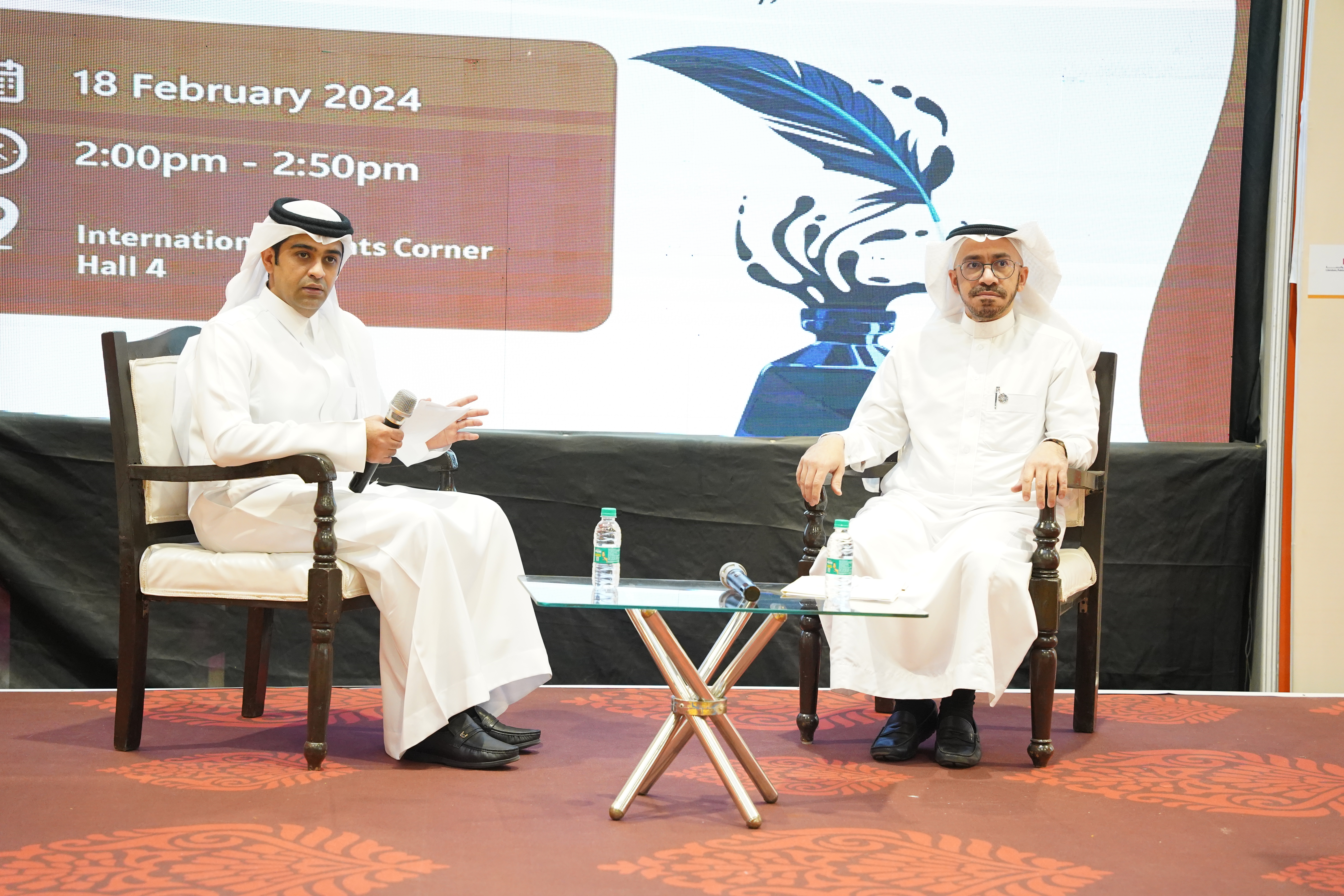 إيصال الأديب والمثقف السعودي إلى المحافل